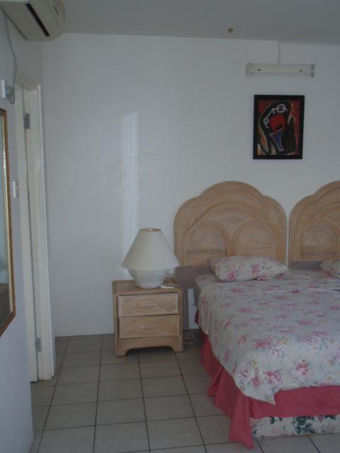 Image #11 - One Bedroom Apartment, Gate Park